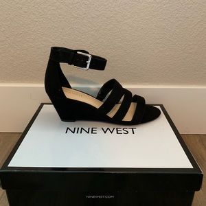 Nine West ILookATuo Black Wedge Sandals